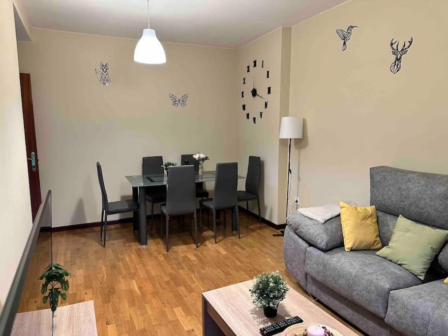 Apartamento Con Vistas A La Montana Infiesto Eksteriør bilde